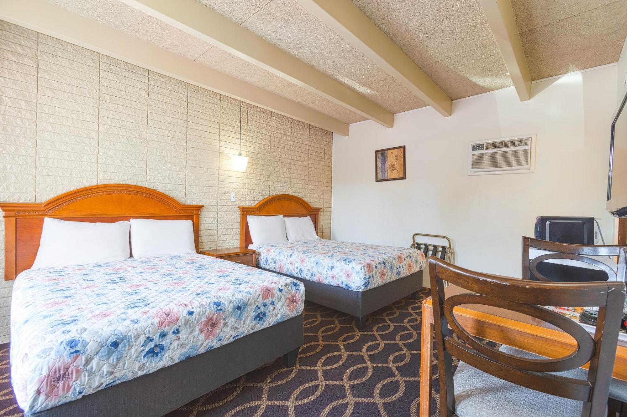 Sonrise Inn Lincoln Hwy By Oyo Breezewood Exterior foto